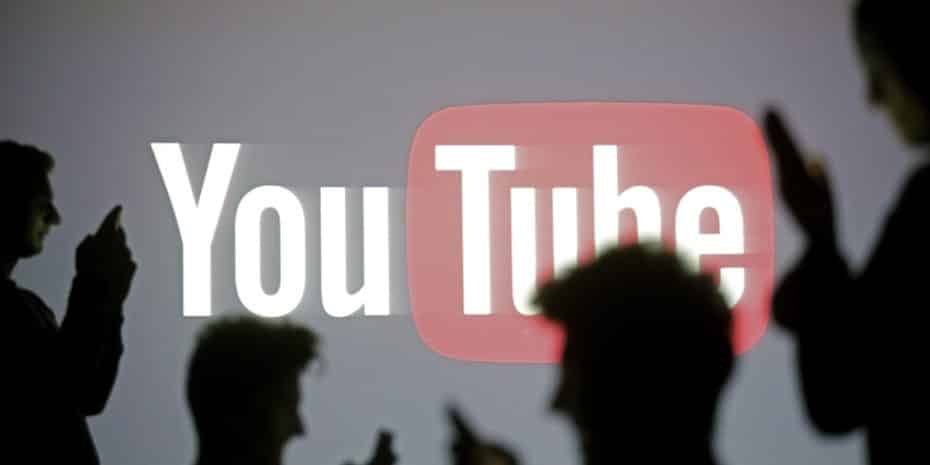 YouTube позволил делиться видео и сообщениями в мобильном приложении