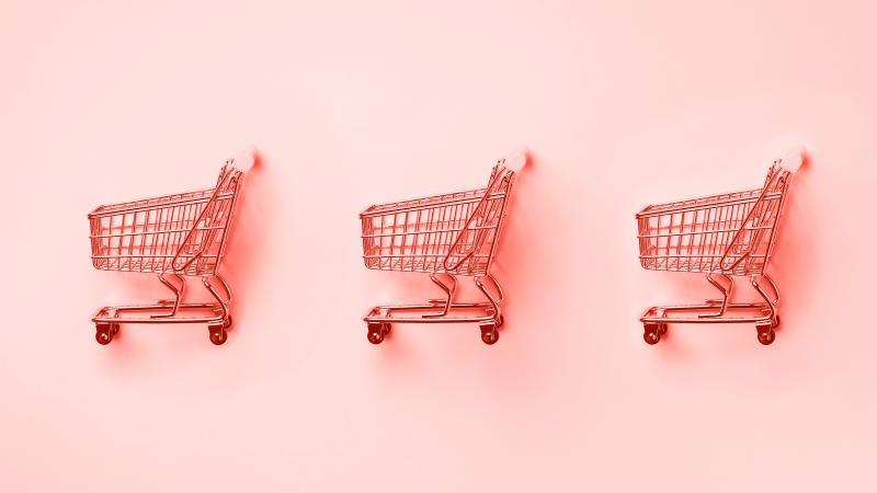 Как изменились покупки россиян за год. Инфографика