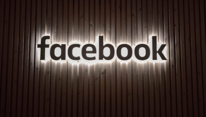 Facebook будет блокировать контент, который несет правовые риски